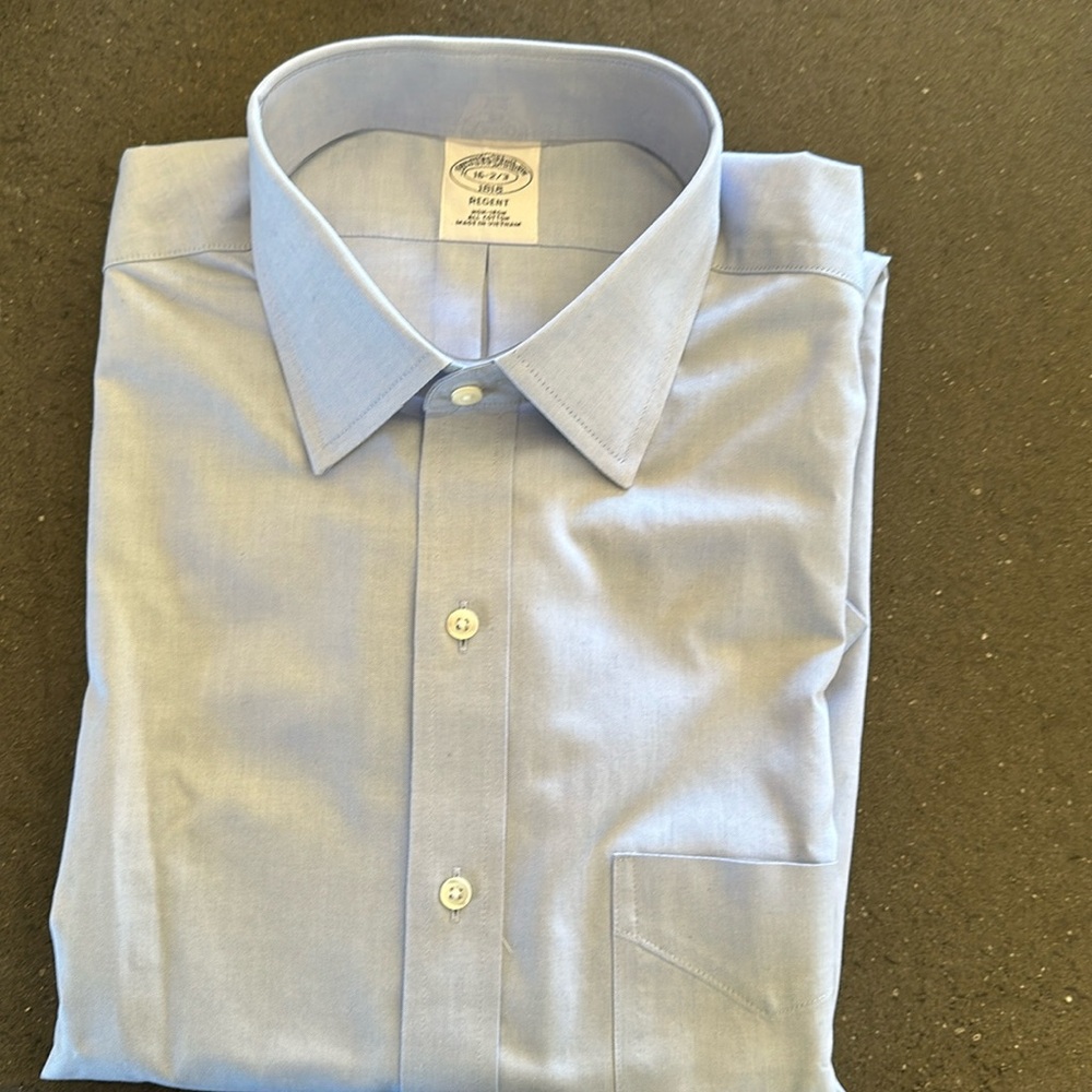 Brooks Brothers 1818 Regent men's shirt. Never worn with tag on.